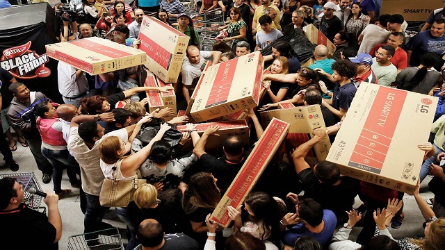 It's Black Friday! Time for shopping! 黑色星期五,準備大買特買啦!